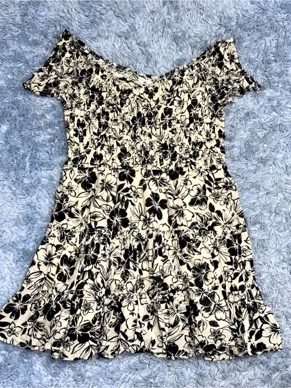 American Eagle Outfitters Floral Off-Shoulder dress size XL